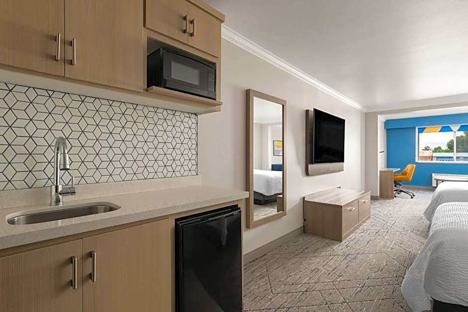 Holiday Inn Express Hotel & Suites - Paso Robles By IHG