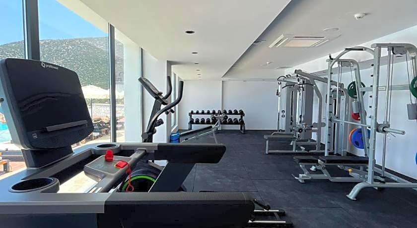Lures Hotel