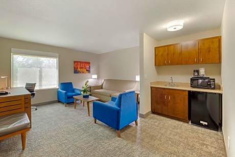 King Suite with Sofa Bed - Non-Smoking