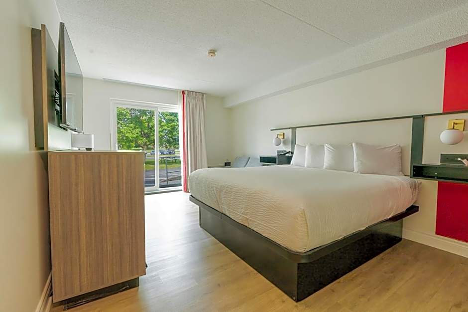 Ramada by Wyndham Kingston