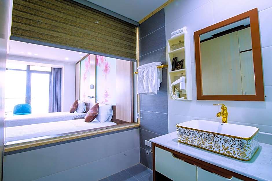 SAKURA HOTEL