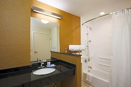 Room, 2 Double Beds (Mobility/Hearing Accessible, Tub) (2 Double Beds)