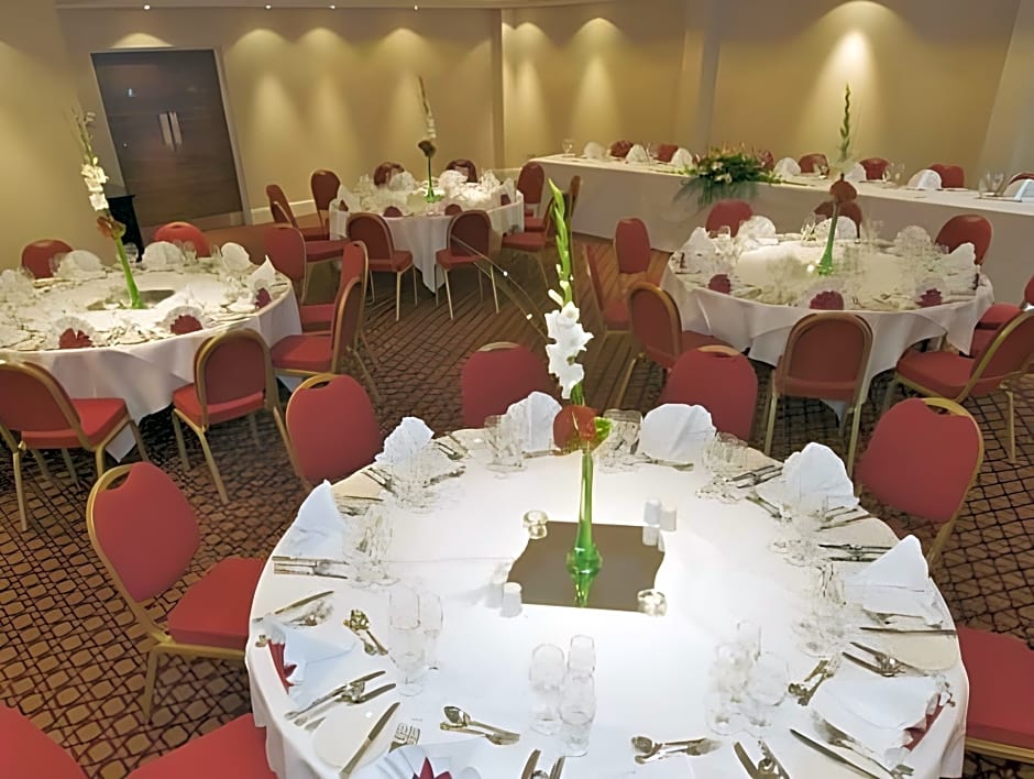 Aberdeen Airport Dyce Hotel, Sure Hotel Collection by BW