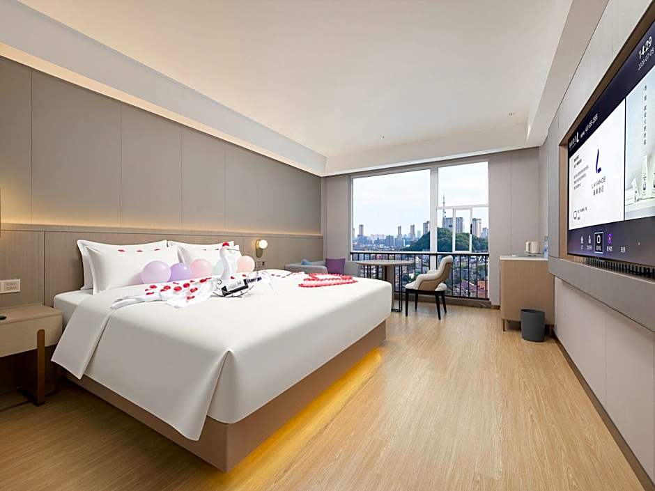 Lavande Hotels Jingdezhen Taoxichuan Creative Square