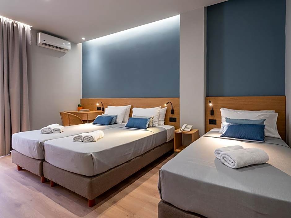 Photo 1 of 5 of Triple Room