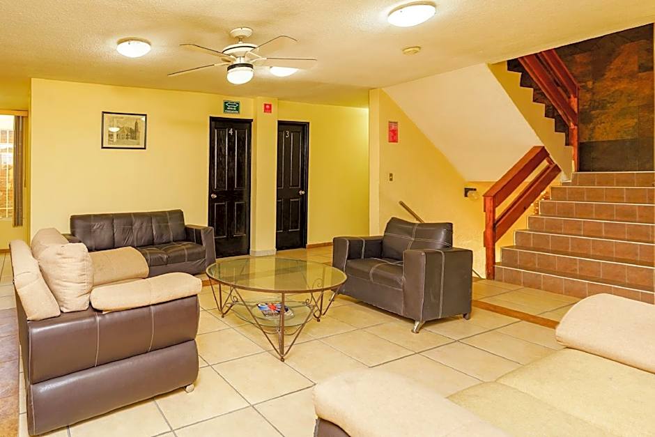 OYO Hotel Bugambilia San Luis Potosi