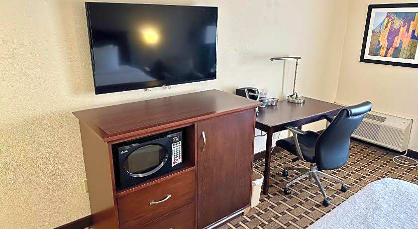 Sonesta Essential Hotels Overland Park