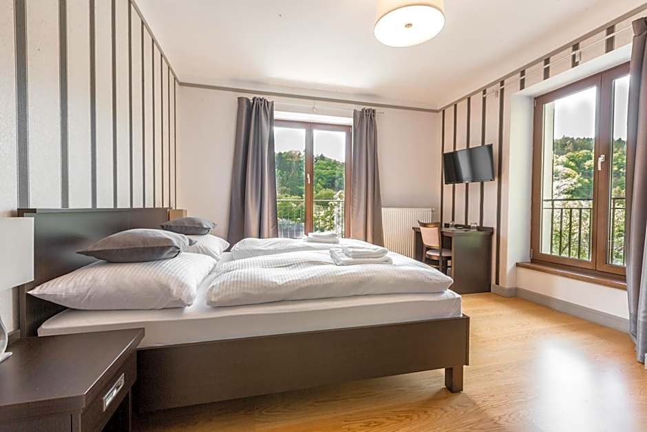 Photo 1 of 12 of 1 Double Bed or 2 Beds, Terrace