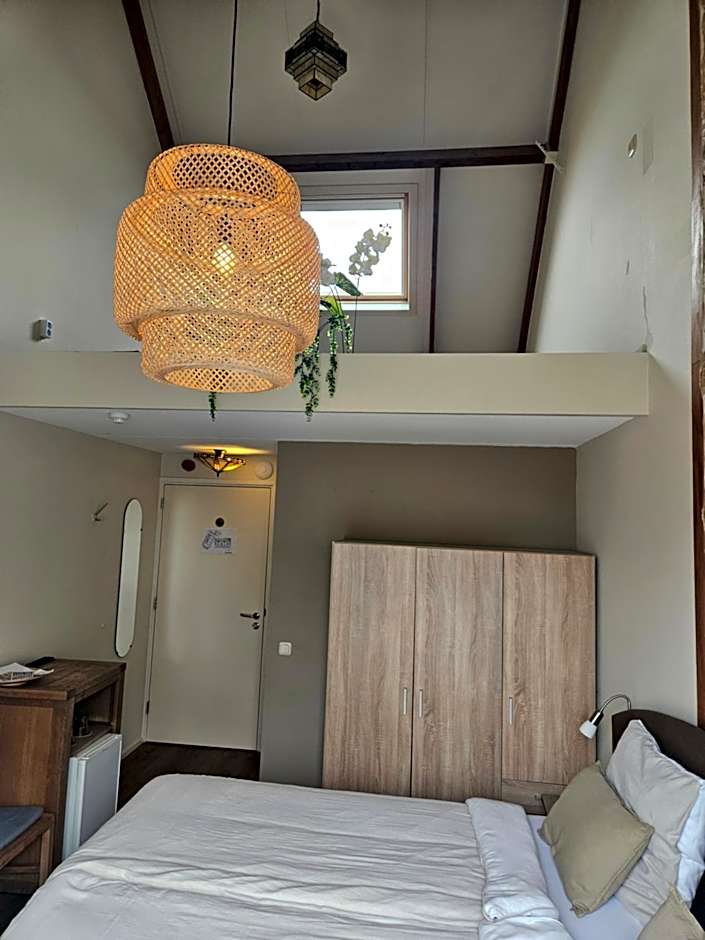 Hotel Dolores Ameland