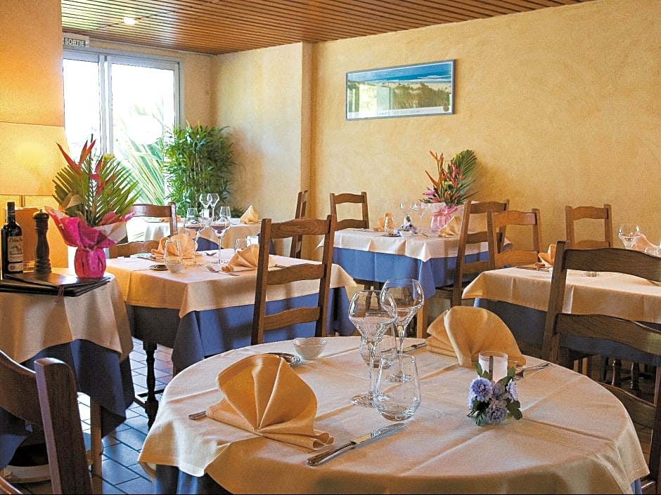 Logis Hotel les Vagues