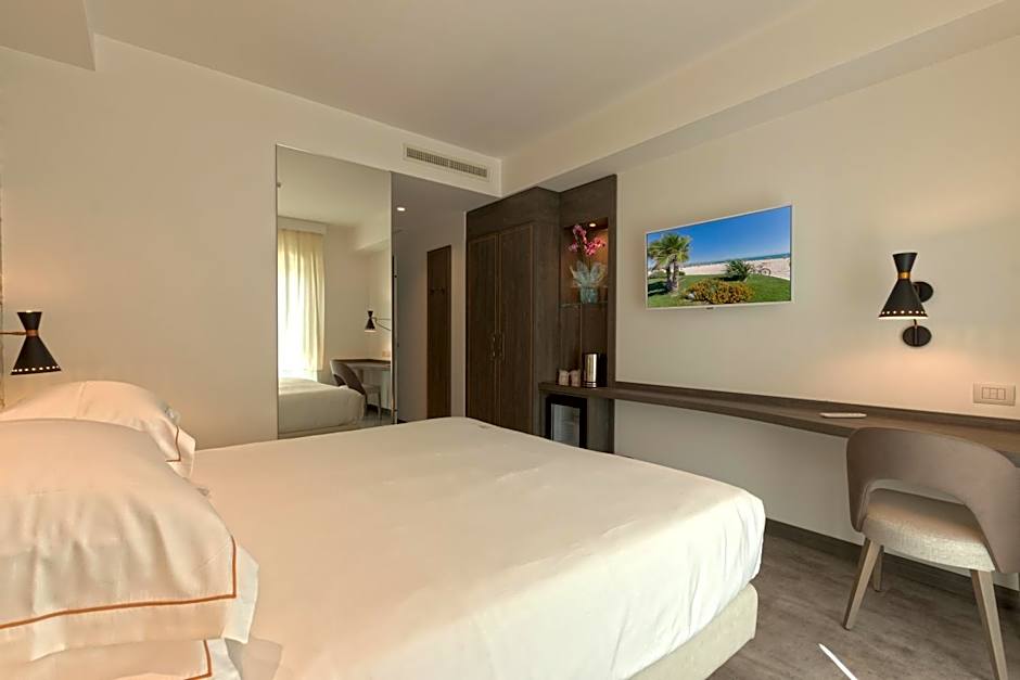 Ghibli Boutique Hotel Civitanova Marche