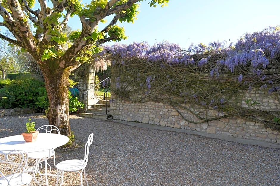 Logis de Chenac - Chambres et table d'hôtes
