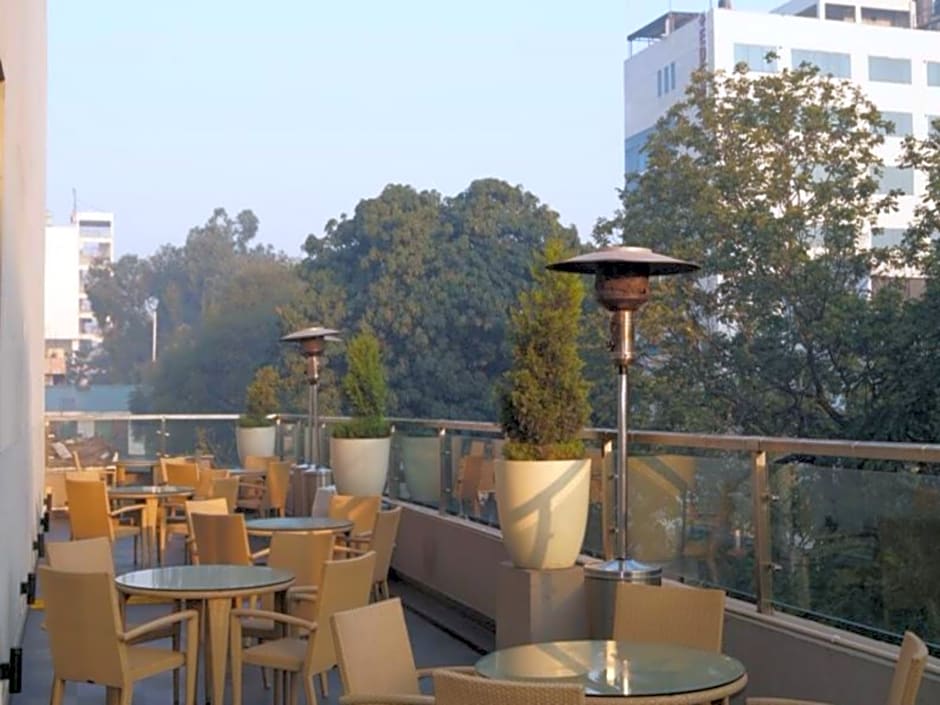 Hometel Chandigarh