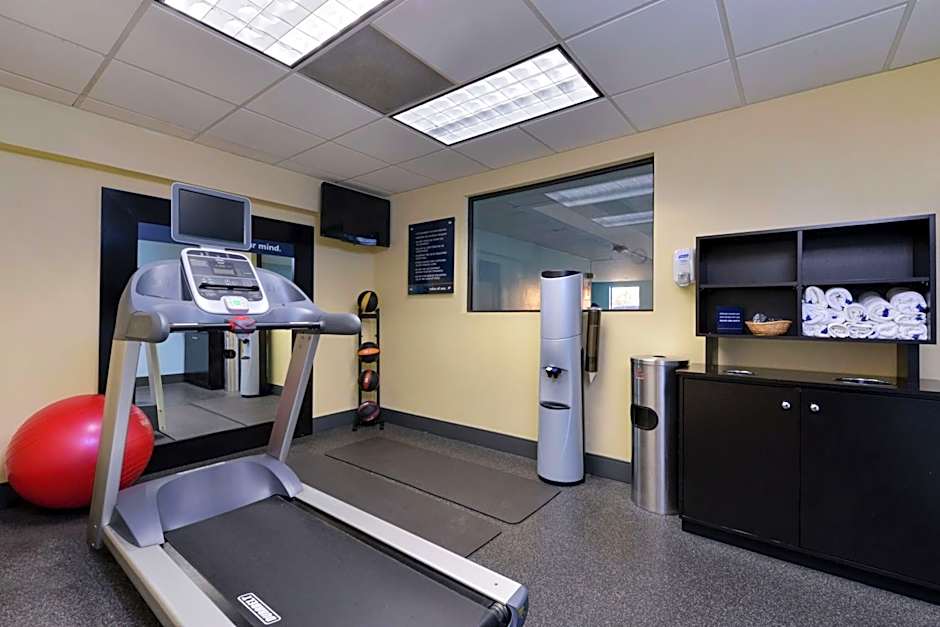 Hampton Inn By Hilton Columbus-East