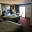 Super 8 by Wyndham Mackinaw City/Beachfront Area