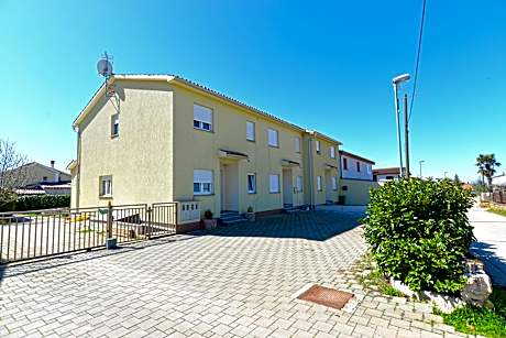 House 1581