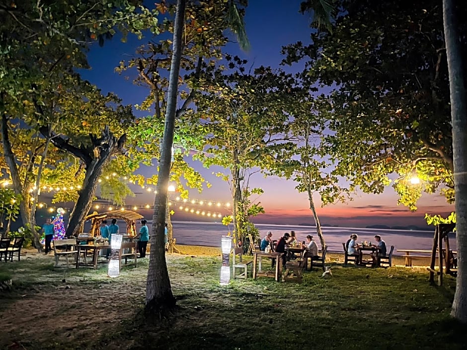 Koh Jum Delight Beach