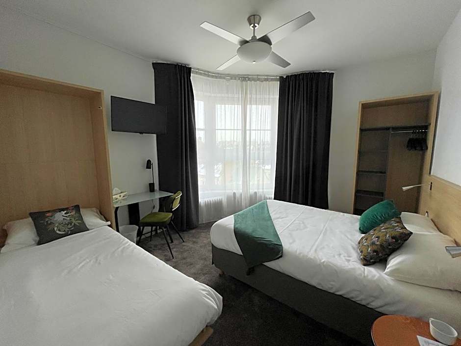 Urban Jungle Hotel Orleans --- ex Grand Hotel