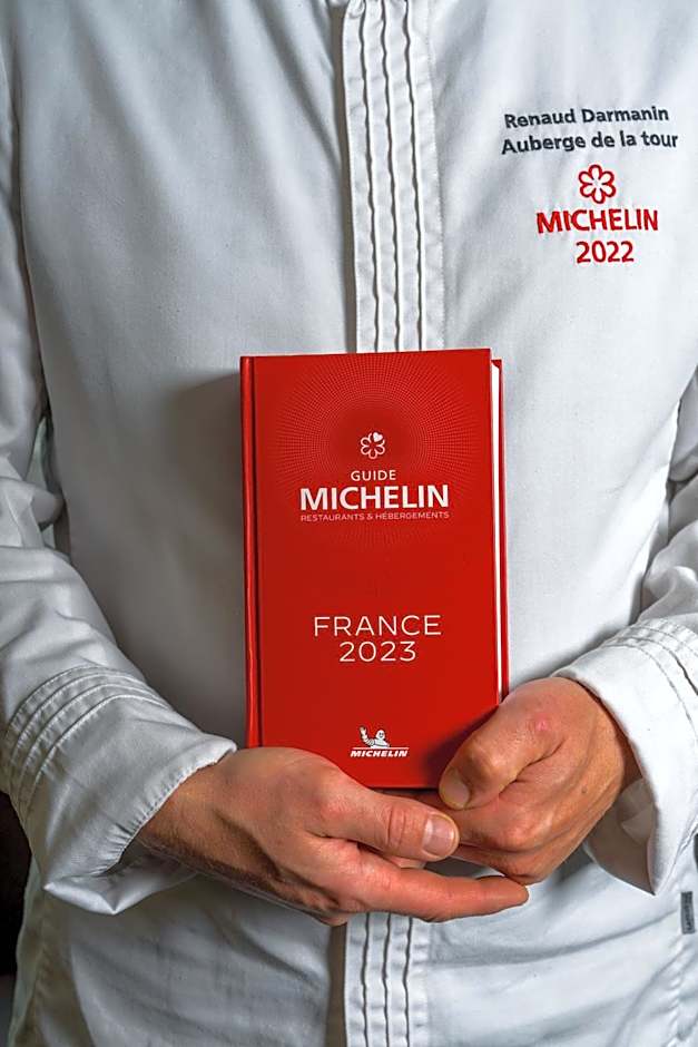 Demeures & Châteaux Auberge de la Tour - Hôtel & Restaurants - Marcolès Auvergne