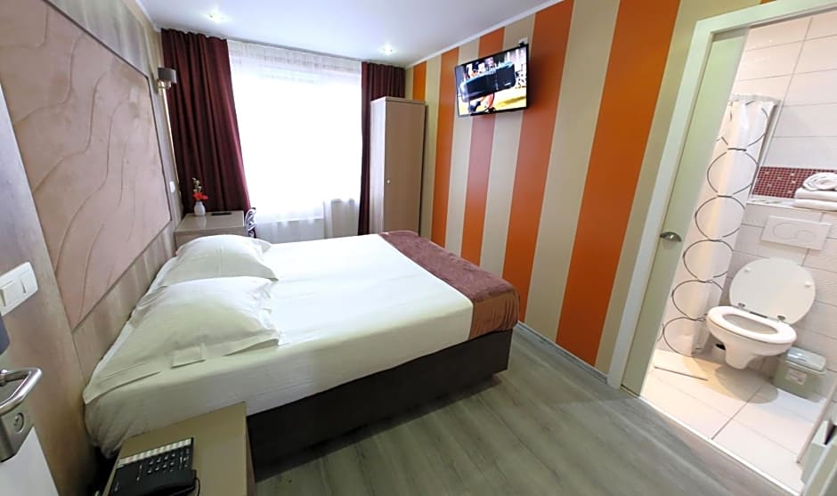 Hotel Phenix