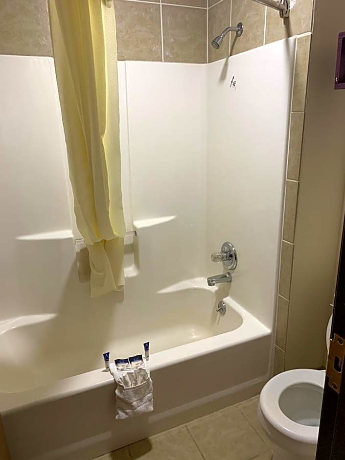 Americas Best Value Inn - Gaylord