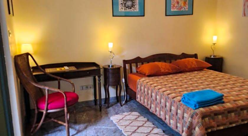 Lonops Gayparadise Hotel