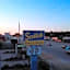 Scottish Inn & Suites