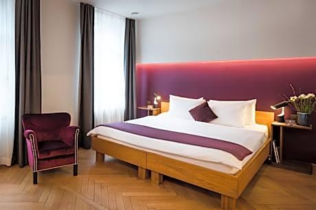 Classic Single Room