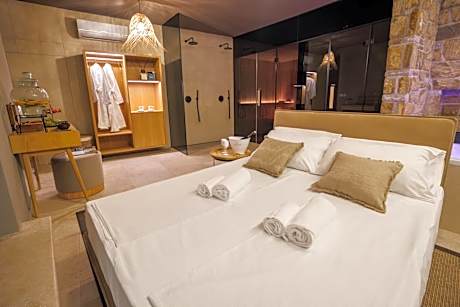 King Room with Pool View