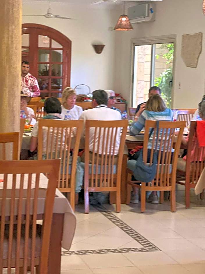 New Memnon Hotel