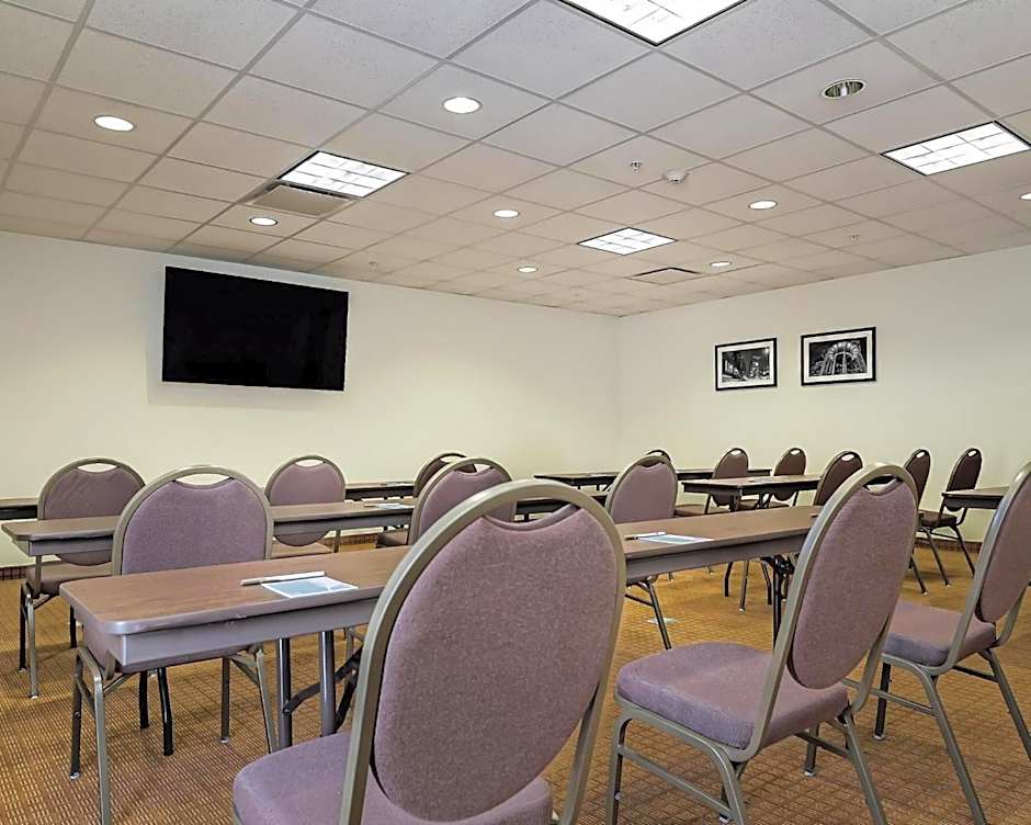 Sleep Inn & Suites Fort Scott