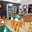 Dreamland Suites