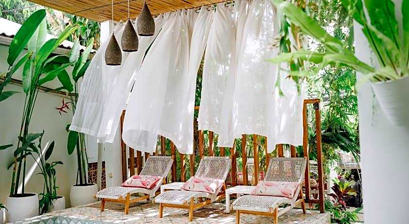NAIA Hotel Kuta Lombok