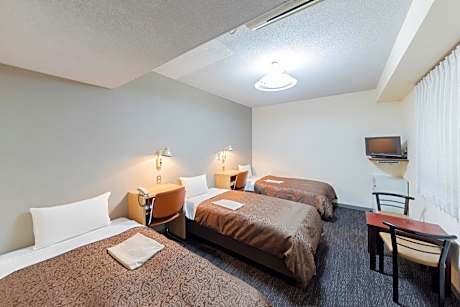 Triple Room - Non-Smoking - Annex