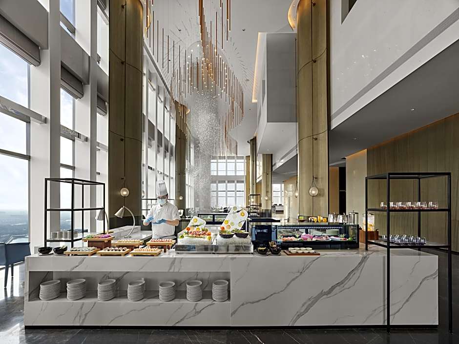 Hilton Zhuji