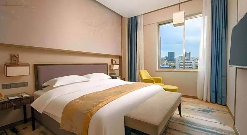 Zhangjiagang Guomao Hotel