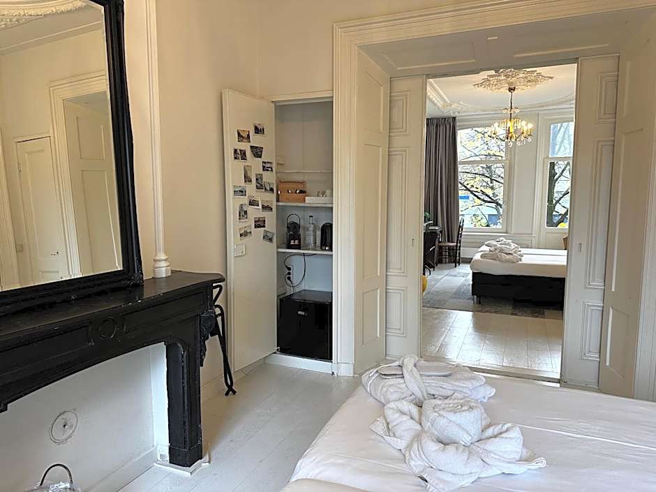 Nine-T-Teen Bed and Boutique