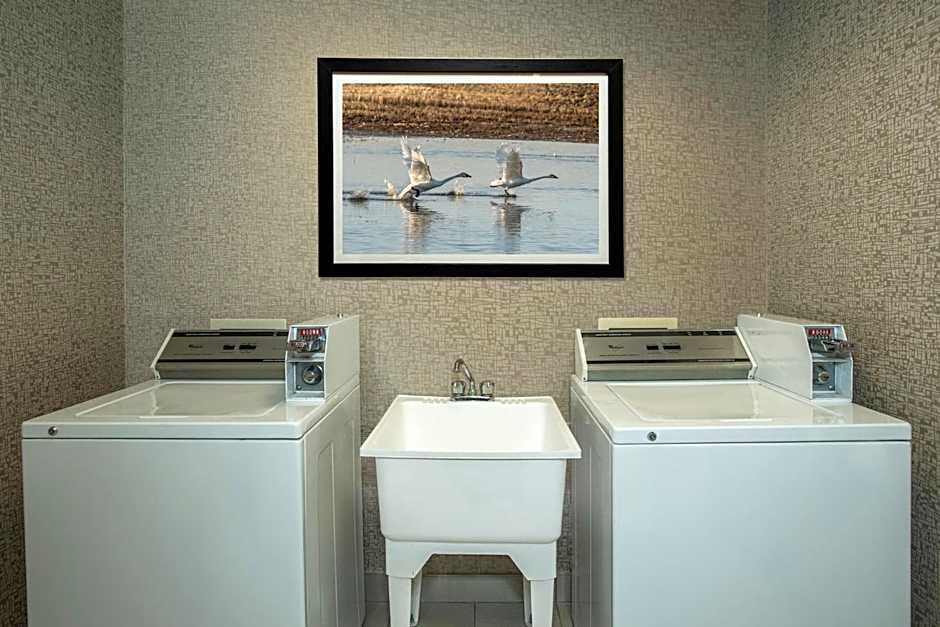 Holiday Inn Express Hotel & Suites Medicine Hat Transcanada Hwy 1 By IHG