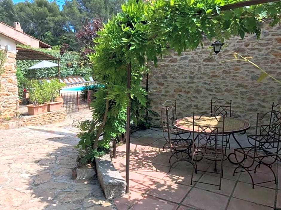 Family Apartment, 2-6 People, In Provenve