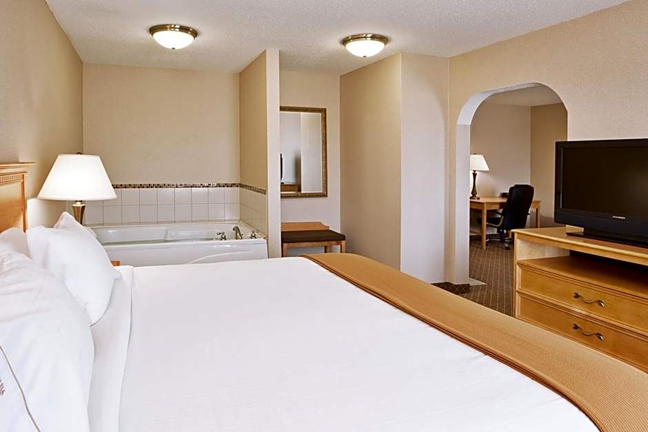 Holiday Inn Express Hotel & Suites Chesterfield - Selfridge Area By IHG