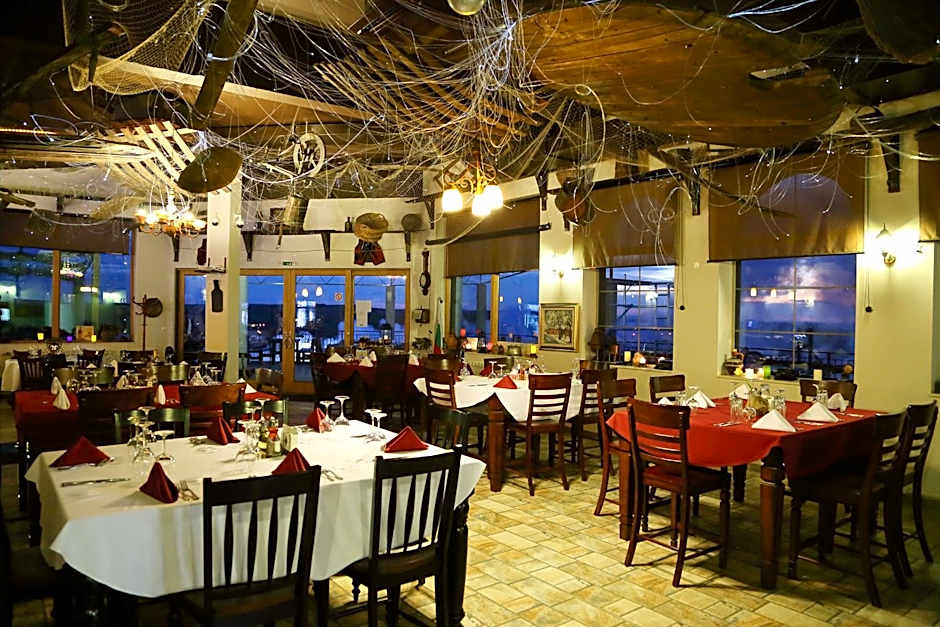 Seven Generations Winery Hotel