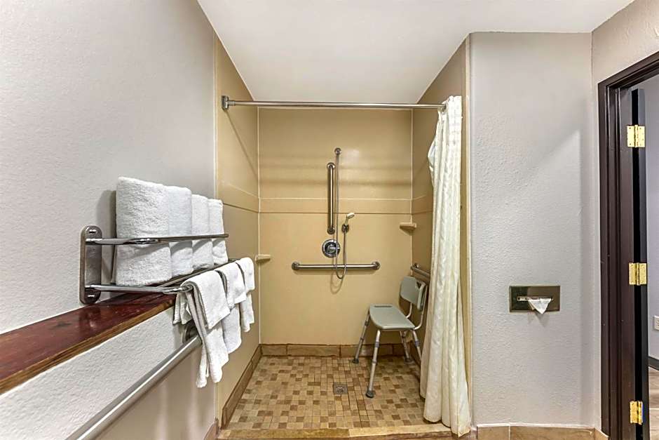 SureStay Plus Hotel by Best Western San Antonio SeaWorld