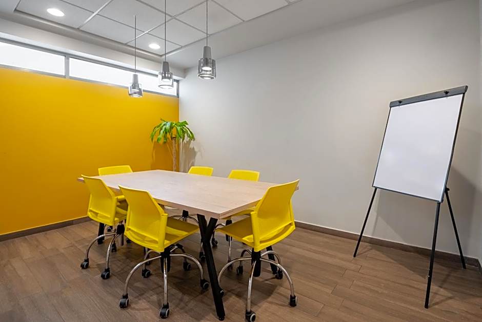 City Express Suites by Marriott Ciudad de México Anzures