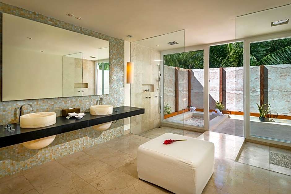 Blue Diamond Luxury Boutique - All Inclusive Adults Only