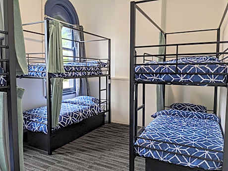 Bed in 6-Bed Mixed Dormitory Room