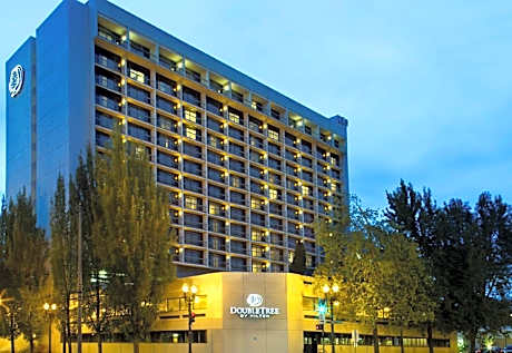 DoubleTree by Hilton Hotel Portland