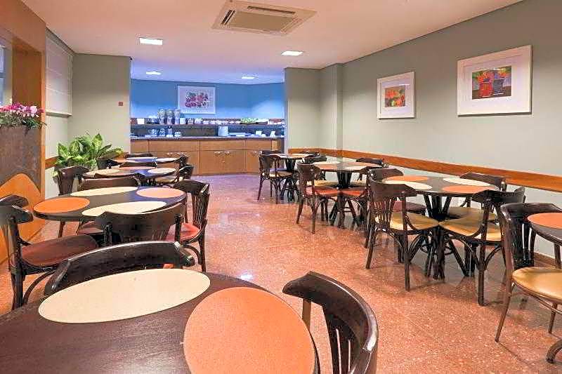 Holiday Inn Express Sumare Avenue