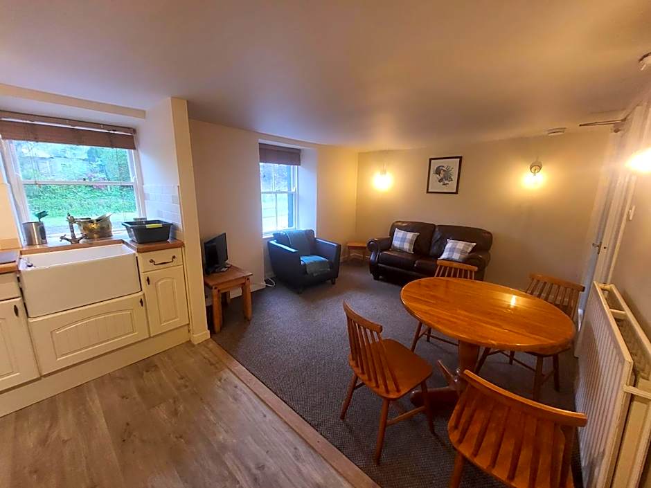 THE Waterloo Arms Hotel