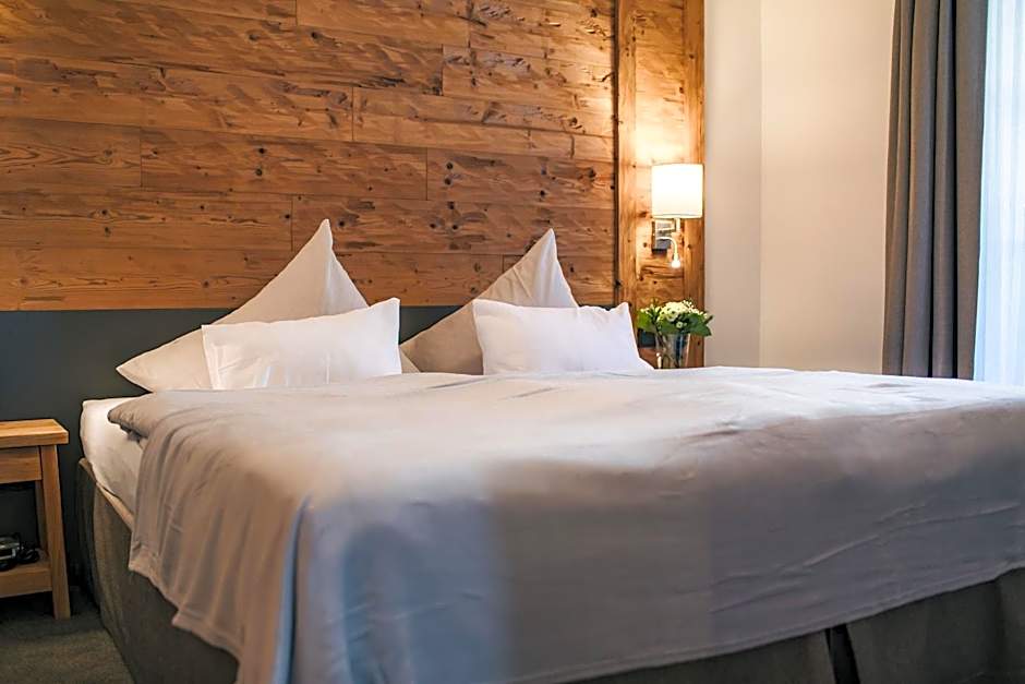 Arlen Lodge Hotel-Garni