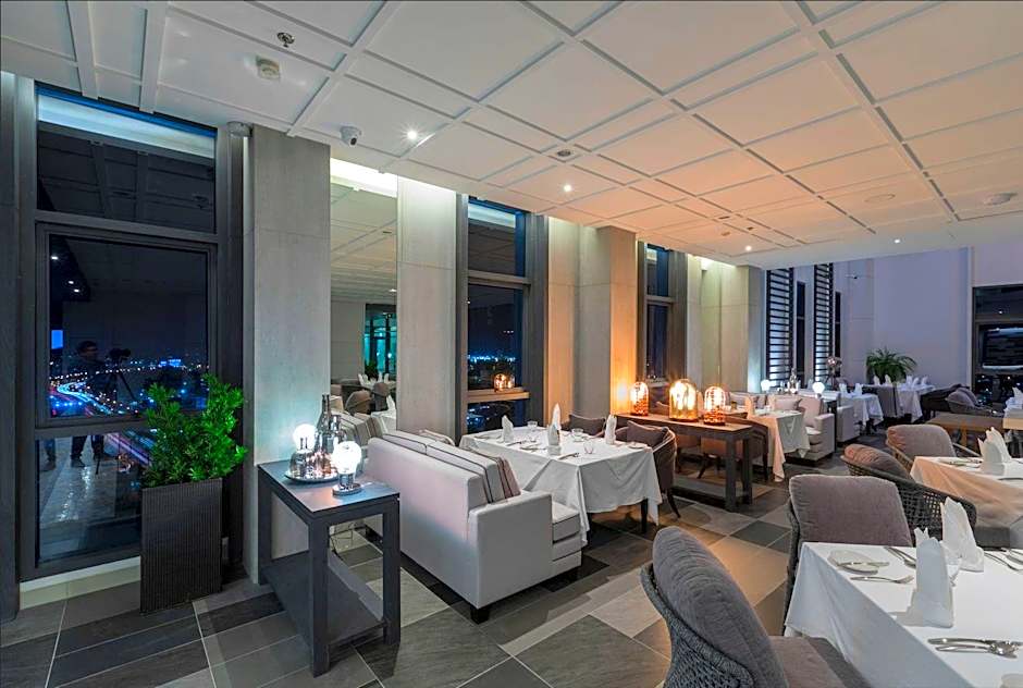 Kantary Hotel and Serviced Apartment Korat